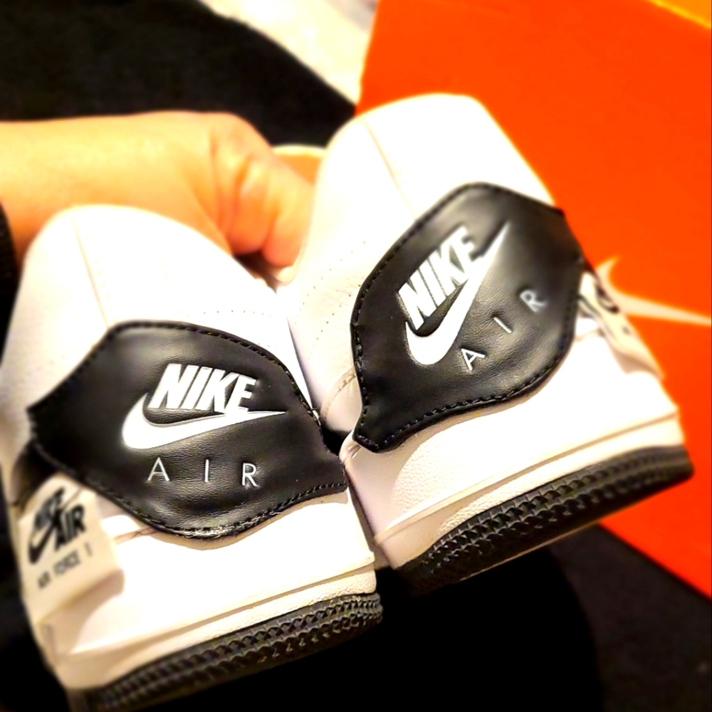 Nike Air Force 1 Jesters Xx White Black size 11